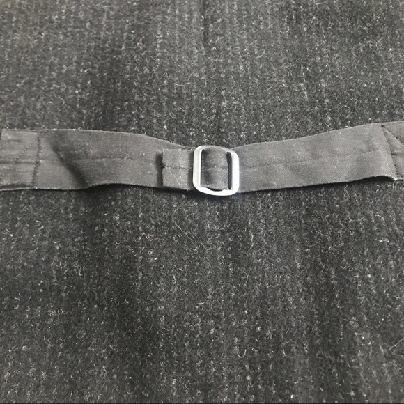 Sold: woolrich Men's Wool Four Pocket Vest Medium - Back buckle - Made In USA - Picture 5 of 8